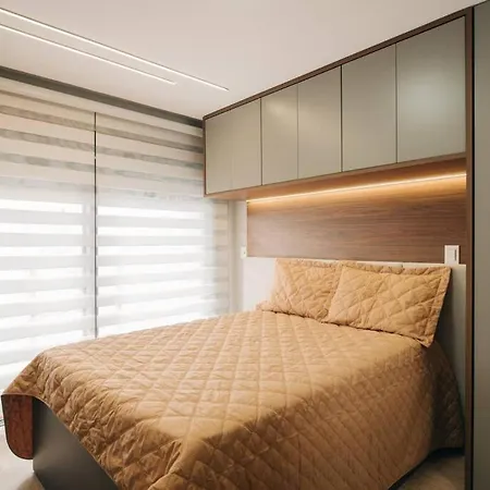 Loft Com Sacada, Lareira E Garagem No Parque Una Pelotas Exterior photo