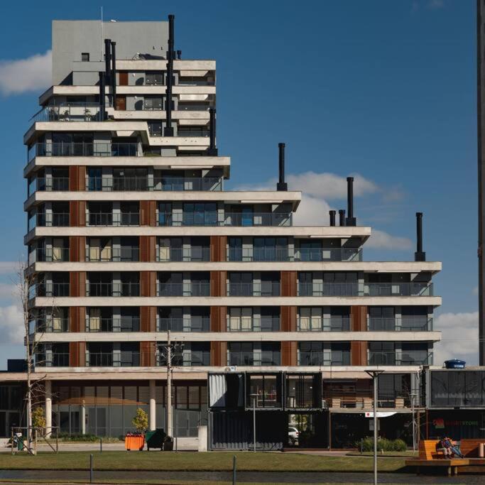 Loft Com Sacada, Lareira E Garagem No Parque