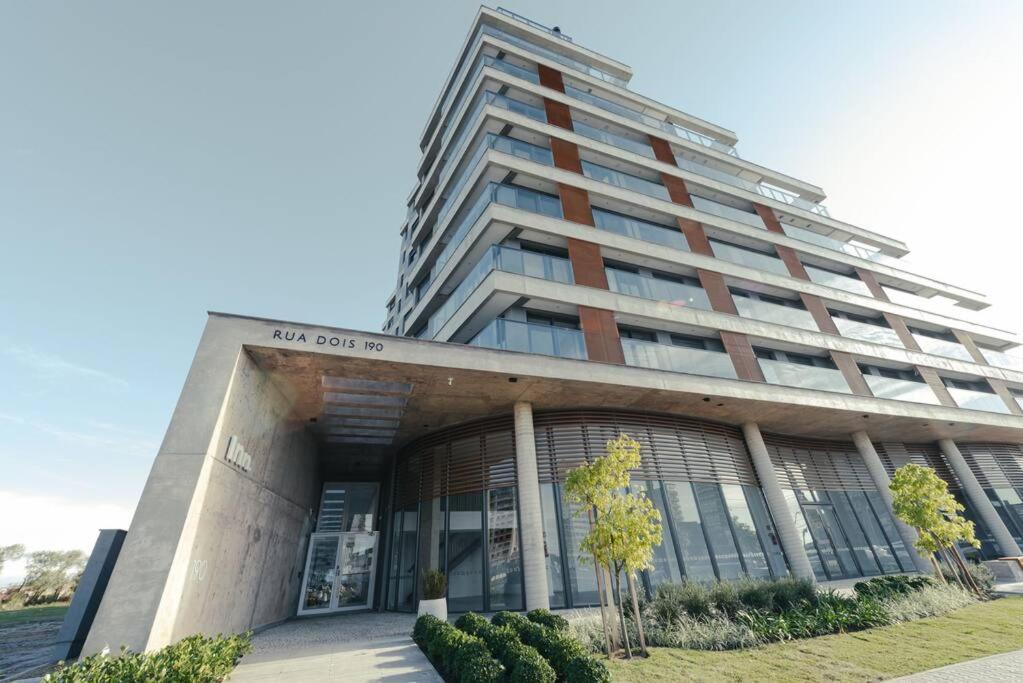Loft Com Sacada, Lareira E Garagem No Parque Apartamento Pelotas